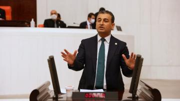 “ADANA’DA SALAM DERESİ’NDEKİ BALIK ÖLÜMLERİNİN NEDENİ KİMYASAL SIZINTI”