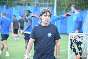 “BİR AN ÖNCE TAKIM OLMAMIZ LAZIM”