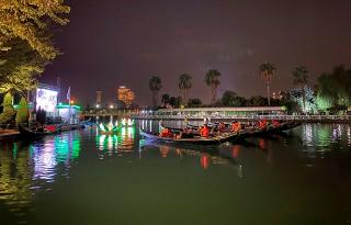 “GONDOLDA SİNEMA” KEYFİ