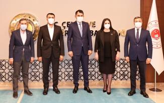 KOCAİSPİR: “ADANA İÇİN OLUMLU ADIMLAR ATILDI”