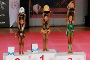 TÜRKİYE ÇOCUK FİTNESS ŞAMPİYONASI’NDA ADANALI ÇOCUK 3. OLDU