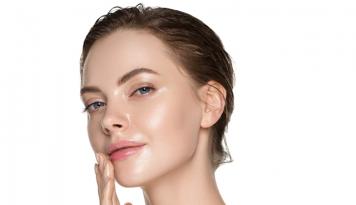 SAĞLIKLI BİR CİLT İÇİN BÜTÜNSEL SAĞLIĞIN ÖNEMİ