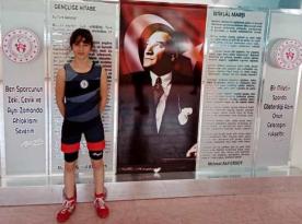 SARIÇAM “HEM” GÜREŞTE BAŞARILARA İMZA ATIYOR