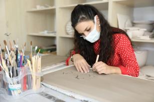 YÜREĞİR BELEDİYESİ KÜLTÜREVLERİ YAŞAMA YÖN VERİYOR