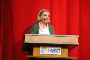 “TÜRK KADINI SADECE SEÇİYOR”