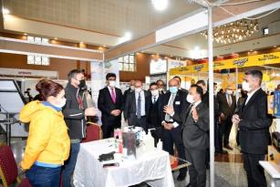 SARIÇAM’IN İLK FUARI AÇILDI