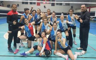 SEYHAN’IN GENÇ KIZ VOLEYBOLCULARI ŞAMPİYON