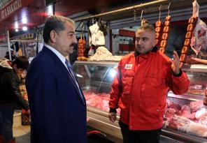 KASAPLARDA ET FİYATLARI DÜŞTÜ, ZİNCİR MARKETLERDE CEP YAKIYOR