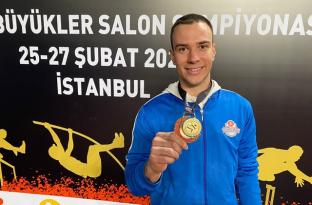 ADANALI ATLET SIRIKLA ATLAMADA TÜRKİYE ŞAMPİYONU