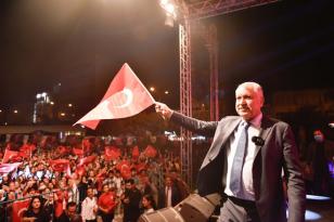 CEYHAN’DA CUMHURİYET COŞKUSU