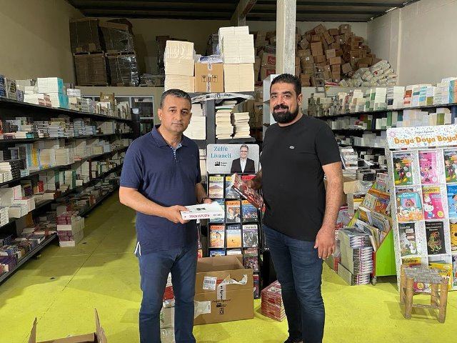 KIRTASİYELER ZİNCİR MARKETLERDEN,VELİLER DE FAHİŞ FİYATLARDAN ŞİKAYETÇİ