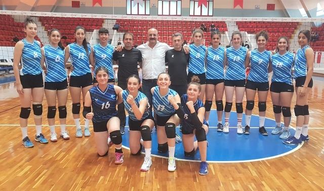 SEYHAN BELEDİYESPOR’DA ÇİFTE SEVİNÇ