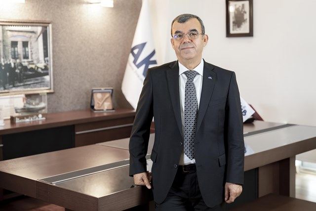 AKDENİZ’DEN KASIMDA 1,67 MİLYAR DOLARLIK İHRACAT