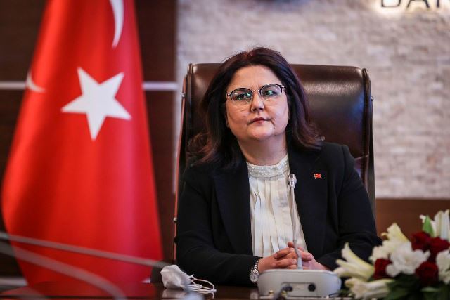 BAKAN YANIK: “510 YENİ KADIN KOOPERATİFİ KURULMASINA ARACILIK ETTİK”