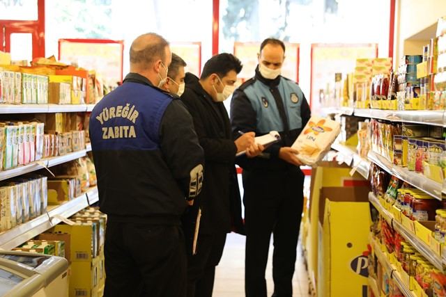 Adana'da zabıtadan fahiş fiyat denetimi