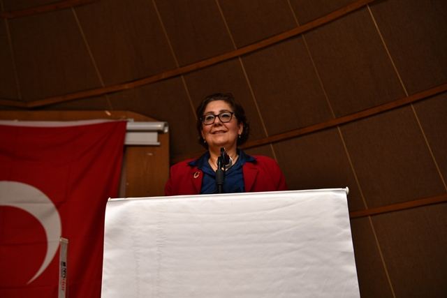 “Her türlü ayrımcılığın karşısındayız”