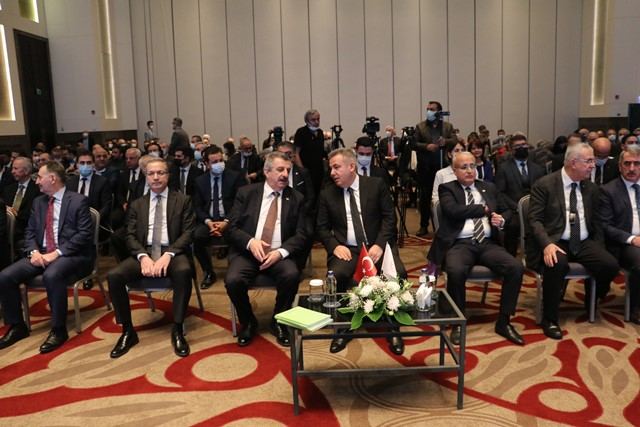 BÜYÜKDEDE: "PETROKİMYA YATIRIMLARI CARİ AÇIĞI KAPATACAK"