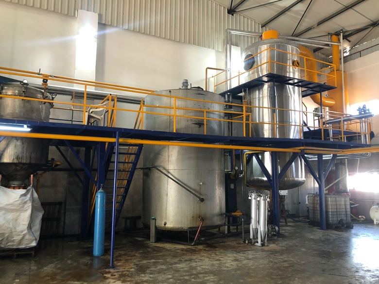 ADANA'DA 74 BİN 500 LİTRE SAHTE AKARYAKIT ELE GEÇİRİLDİ