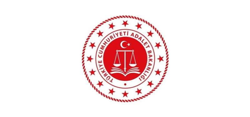 FEKE'DE TEK KATLI AHŞAP EV VE BAHÇE İCRADAN SATILIK