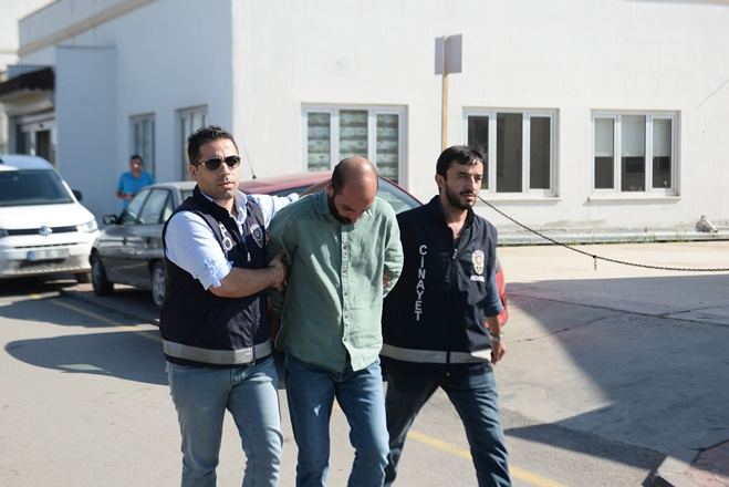 OTOMOBİLİ UZUN NAMLULU SİLAHLA TARAYAN ZANLILAR POLİSTEN KAÇAMADI