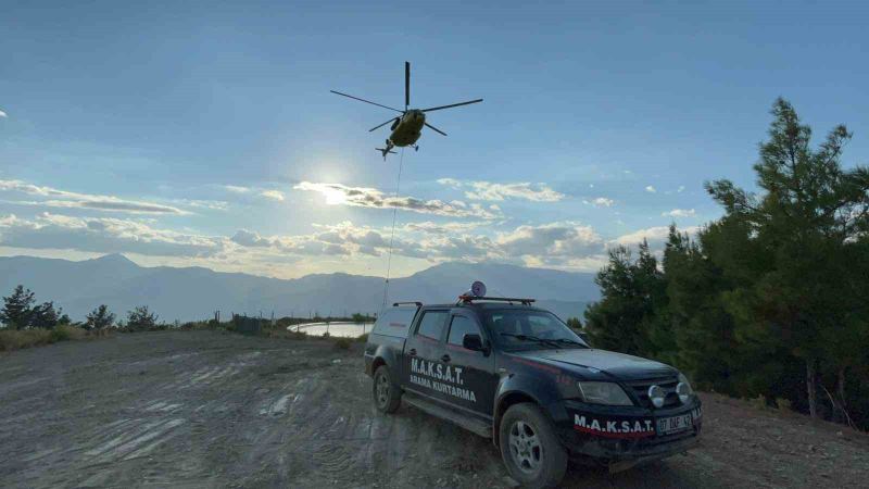 ANTALYA'NIN MANAVGAT İLÇESİNDE SARP VE DAĞLIK ARAZİDE ÇIKAN ORMAN YANGINININ ENERJİSİ HAVADAN VE KARADAN DEVAM EDEN MÜDAHALE SONUCU DÜŞÜRÜLDÜ.