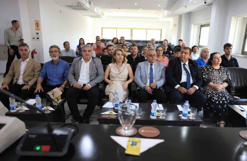 MERSİN TİCARET VE SANAYİ ODASI (MTSO) İLE MERSİN İL MİLLİ EĞİTİM MÜDÜRLÜĞÜ İŞ BİRLİĞİNDE DÜZENLENEN 2026 LGS VE YKS BAŞARI ÖDÜL TÖRENİNDE, LGS’DE 500 TAM PUAN ALAN 4 ÖĞRENCİ İLE YKS’DE TÜRKİYE GENELİNDE İLK 100’E GİREN 5 ÖĞRENCİ ÖDÜLLENDİRİLDİ.