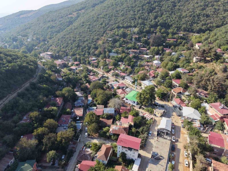 ALMANPINARI YAYLASI TEMİZ VE SERİN HAVASIYLA ZİYARETÇİLERİNİ AĞIRLIYOR