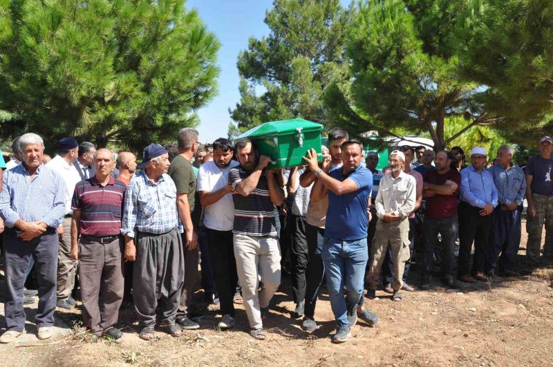 Feribot faciasında hayatını kaybeden Şerif Özdemir, Mersin’de son yolculuğuna uğurlandı
