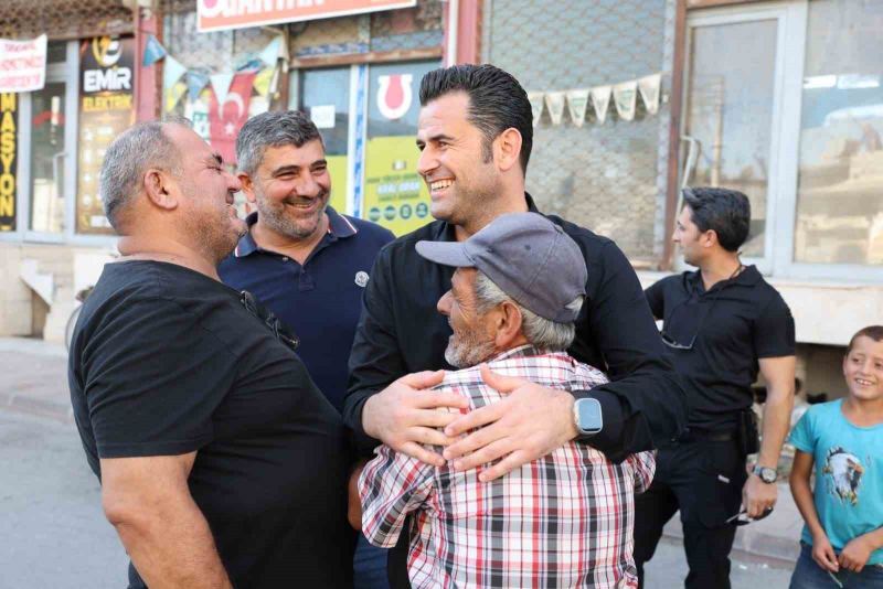 Beşikci, mahallelerin taleplerini yerinde dinliyor