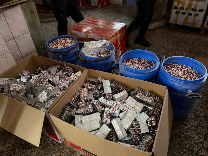 Fırında varil varil uyuşturucu hap ele geçirildi: Toplam 1 milyon 758 bin adet