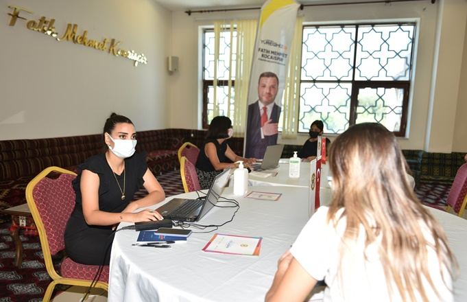Yüreğir Belediyesi’nden YKS tercihlerinde rehberlik hizmeti