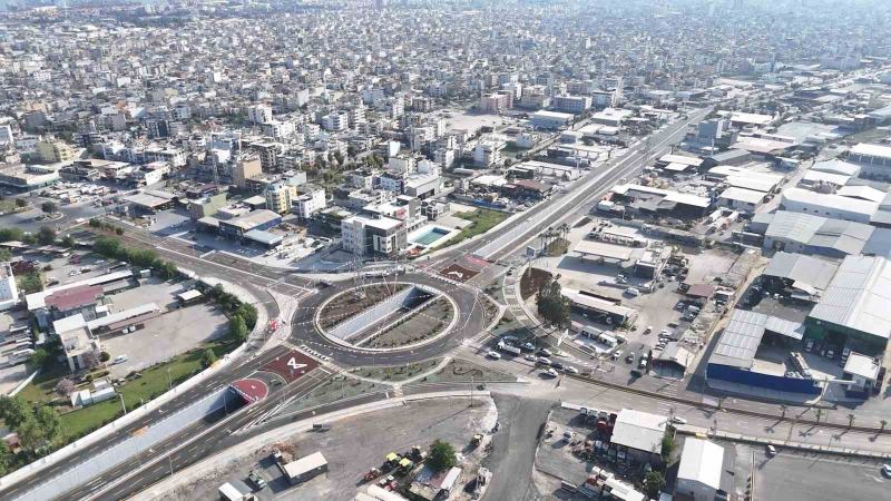 Mersin’de Hal Katlı Kavşağı trafiği rahatlattı, esnaf memnun kaldı