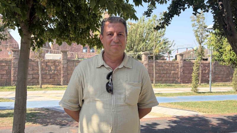 YAŞAR ÖKSÜZ