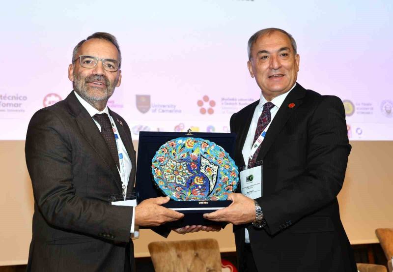 ADANA ALPARSLAN TÜRKEŞ BİLİM VE TEKNOLOJİ ÜNİVERSİTESİ (ATÜ), AVRUPA BİRLİĞİ ERASMUS+ PROGRAMI KAPSAMINDA DESTEKLENEN "HERİTAGE GAME" PROJESİNİN KAPANIŞ ETKİNLİĞİ OLAN "SÜRDÜRÜLEBİLİR KÜLTÜREL MİRAS UYGULAMALARINDA BİR KATALİZÖR OLARAK OYUNLAŞTIRMA KONFERANSI 2026" ORGANİZASYONUNA EV SAHİPLİĞİ YAPIYOR.