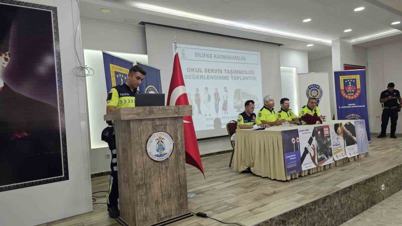 SİLİFKE’DE OKUL SERVİS SÜRÜCÜLERİNE TRAFİK EĞİTİMİ