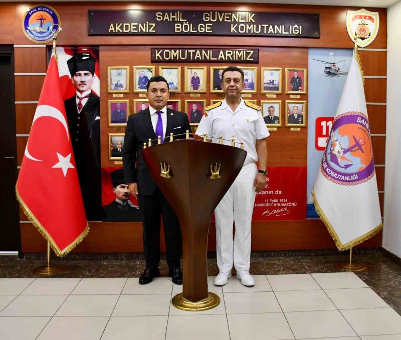 ANAMUR CUMHURİYET BAŞSAVCISI TANJU ÇATLI (SOLDA), SAHİL GÜVENLİK AKDENİZ BÖLGE KOMUTANI TUĞAMİRAL ALPASLAN BAYSAL'I (SAĞDA),   ZİYARET EDEREK İŞBİRLİĞİ TEMASLARINDA BULUNDU.