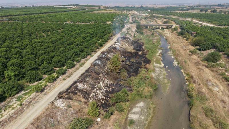 Adana’da Deliçay Deresi’nin çevresi çöplüğe dönüştü
