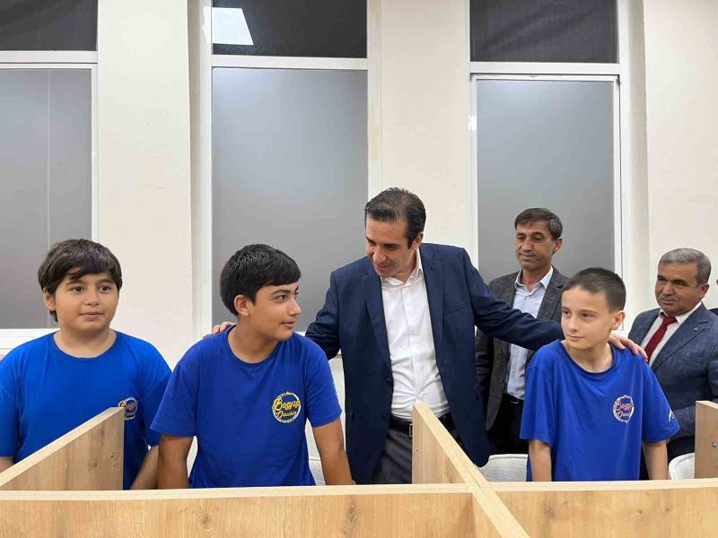 MERSİN’İN BOZYAZI İLÇESİNDE, ÇOCUK VE GENÇLERİN EĞİTİM, KÜLTÜR VE SOSYAL FAALİYETLERLE BULUŞMASINA KATKI SUNMASI AMACIYLA HAZIRLANAN OKUMA SALONU VE SOSYAL YAŞAM ALANI PROJESİ, DÜZENLENEN TÖRENLE HİZMETE AÇILDI.