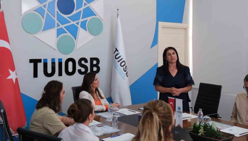 TÜRKİYE’NİN DİJİTAL VE YEŞİL DÖNÜŞÜM ODAKLI GIDA İHTİSAS ORGANİZE SANAYİ BÖLGELERİNDEN TÜİOSB GIDA İHTİSAS VE KARMA ORGANİZE SANAYİ BÖLGESİ’NDE, SANAYİCİLERİN SÜRDÜRÜLEBİLİRLİK, MESLEKİ YETERLİLİK VE DEVLET DESTEKLERİ KONULARINDA GELİŞİMİNİ HEDEFLEYEN EĞİTİM PROGRAMI DÜZENLENDİ.