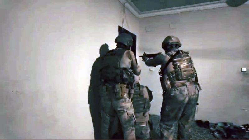 OSMANİYE’DE TERÖR ÖRGÜTÜ DEAŞ’A YÖNELİK DÜZENLENEN OPERASYONDA GÖZALTINA ALINAN SURİYE UYRUKLU ŞÜPHELİ TUTUKLANDI.
