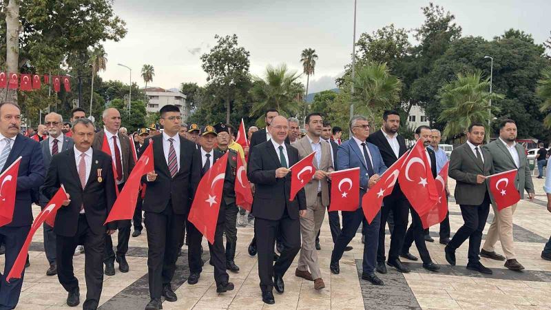 OSMANİYE’DE GAZİLER MEHTER MARŞLARIYLA YÜRÜDÜ