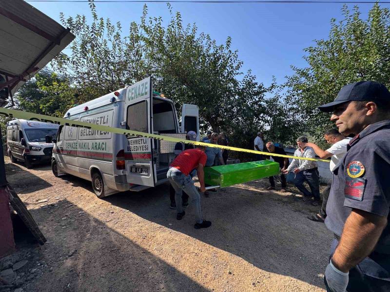 OSMANİYE’NİN SUMBAS İLÇESİNDE F.T. KAVGA ETTİĞİ OĞLU AYDIN TOPBAŞ’I TAHRA İLE ÖLDÜRDÜ, GELİNİ VE TORUNUNU YARALADI.
