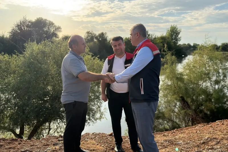 ADANA’DA ETKİLİ OLAN DOLU YAĞIŞI NARENCİYE BAŞTA OLMAK ÜZERE TARIM ÜRÜNLERİNDE ZARARA YOL AÇARKEN, İL TARIM VE ORMAN MÜDÜRLÜĞÜ EKİPLERİ HASAR TESPİT ÇALIŞMALARINA BAŞLADI.
