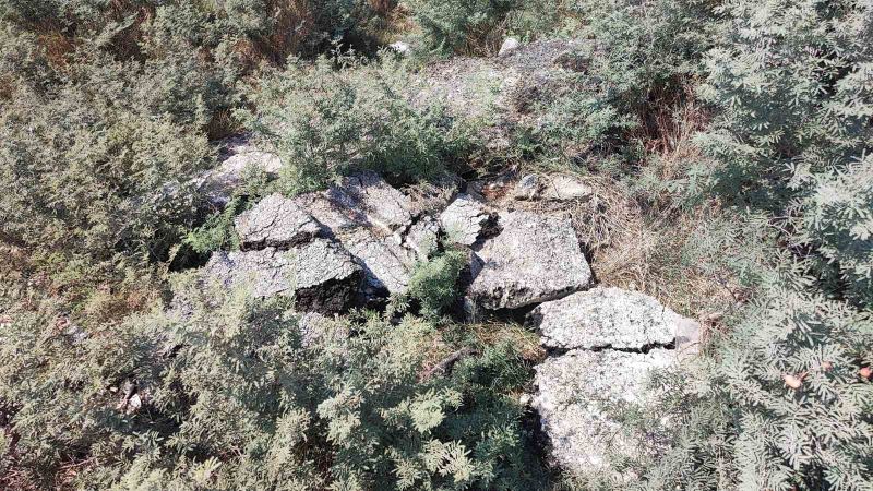 ADANA'DA VATANDAŞLAR ASKİ TARAFINDAN YAPILAN ALTYAPI ÇALIŞMASINDAN SONRA ORTAYA ÇIKAN ASFALT VE TOPRAK ATIKLARININ BOŞ ARAZİLERE BIRAKILMASI VE UZUN SÜREDİR KALDIRILMAMASINA TEPKİ GÖSTERDİ.