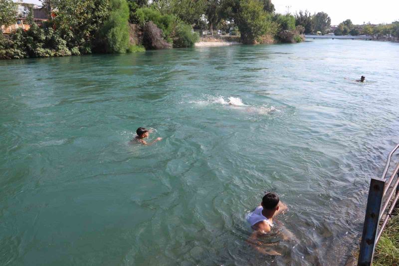 Adana’da çocukların tehlikeli serinliği eylül ayında da sürüyor