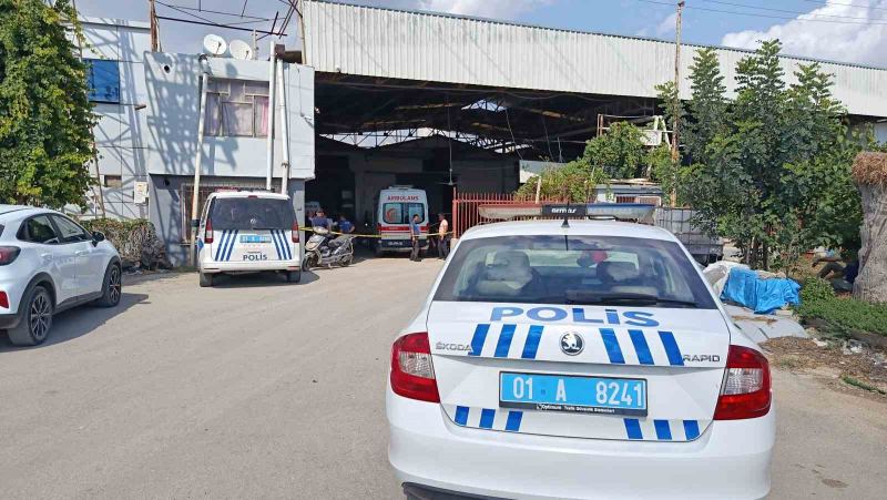 OLAY, SARIÇAM İLÇESİNE BAĞLI İNCİRLİK YENİ MAHALLE D-400 KARAYOLU ÜZERİNDE BULUNAN ZİRAAT İŞLETMESİNDE MEYDANA GELDİ
