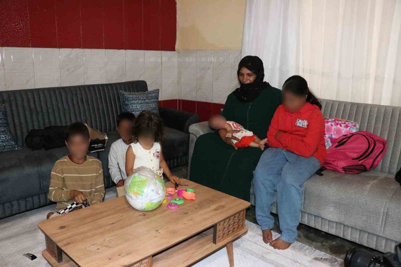 AİLE, KENDİLERİNE KİRALANAN EVE TAŞINDI.