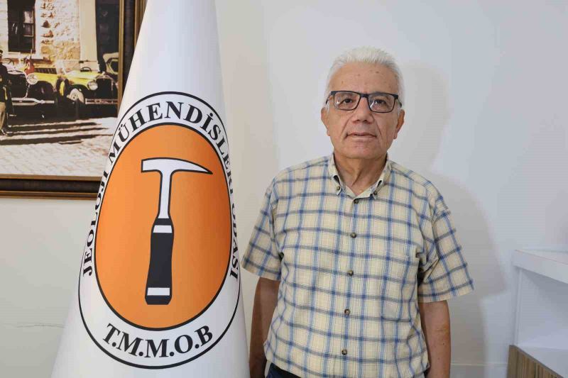 TÜRKİYE MÜHENDİS VE MİMAR ODALARI BİRLİĞİ (TMMOB) JEOLOJİ MÜHENDİSLERİ ODASI ADANA ŞUBE BAŞKANI DR. MEHMET TATAR, SAİMBEYLİ’DE MEYDANA GELEN 5 BÜYÜKLÜĞÜNDEKİ DEPREME İLİŞKİN, “FAYLAR BİRBİRİNİ TETİKLEDİĞİ İÇİN BURADA OLUŞAN BİR DEPREM, BAŞKA BİR FAYI TETİKLİYOR. BU NEDENLE ARTÇI DEPREMLER DEVAM EDECEKTİR” DEDİ.
