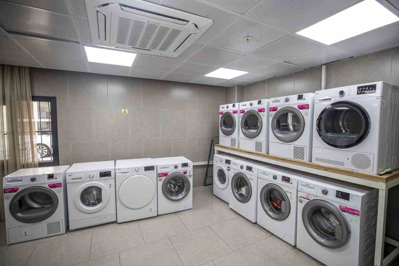 MERSİN'DE ÜNİVERSİTE ÖĞRENCİLERİNE YÖNELİK TOPLAM 240 KİŞİ KAPASİTELİ YURTLARDA AYLIK 3 BİN 120 LİRAYA KONAKLAMA İMKANI SUNULUYOR.