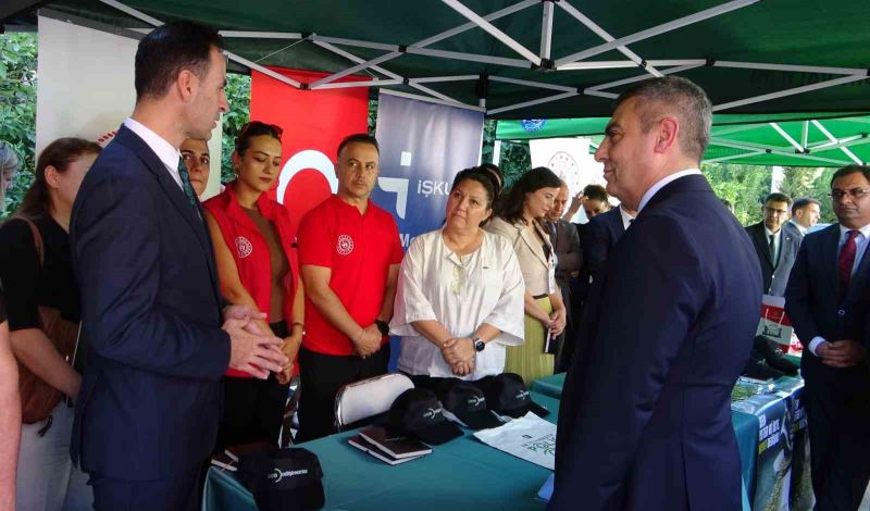 MERSİN'DE BAĞIMLILIKLA MÜCADELE KAPSAMINDA 15 PAYDAŞ KURUMUN YER ALDIĞI 'DEĞİŞİM NOKTASI PROJESİ' HAYATA GEÇİRİLDİ.